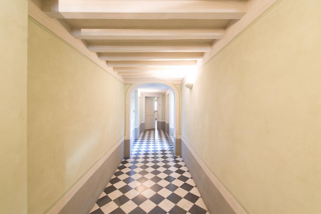 Palazzo Piazza Mazzini 4*